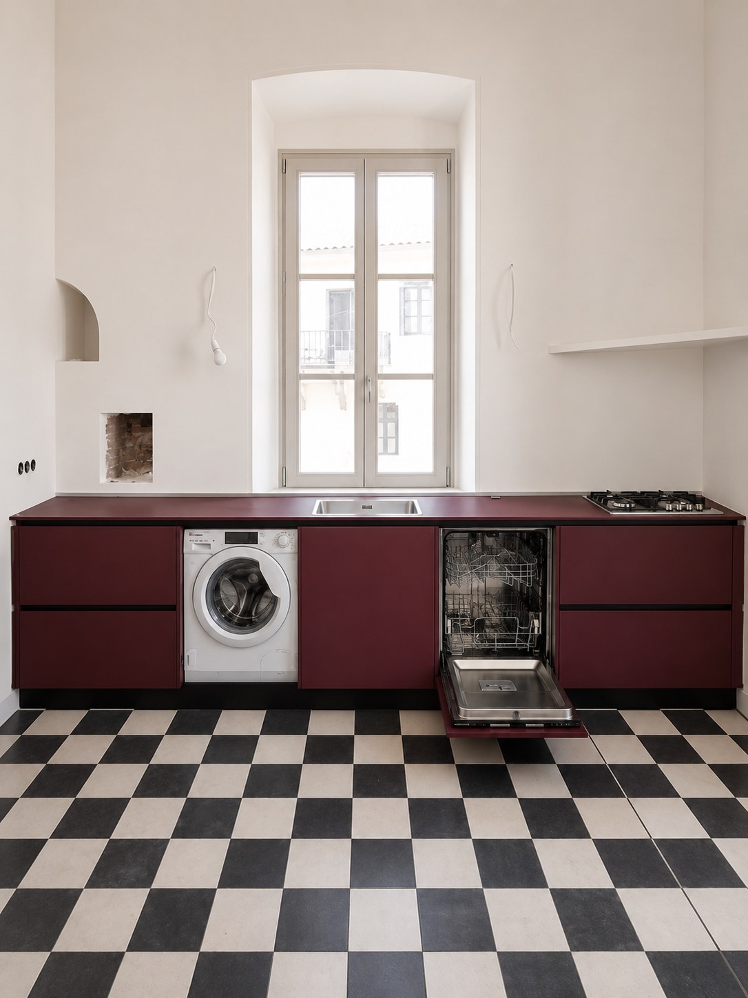Gentili Time Kitchen in Fenix NTM Rosso Jaipur — Skiathos · Built-in appliances